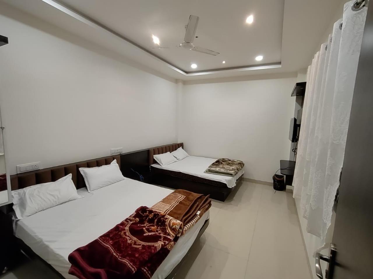Hotel Jyoti Shree Ujjain Zewnętrze zdjęcie
